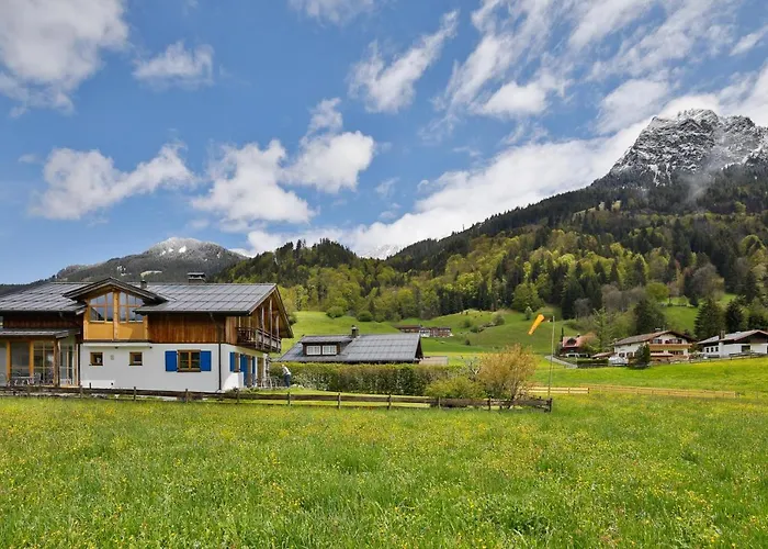 Haus Bellevue - Annehmlichkeiten von 4-Sterne Familien-und Wellnesshotel Viktoria nebenan können mitgenutzt werden Oberstdorf